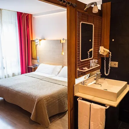 Castillo Del Alba Pola de Somiedo