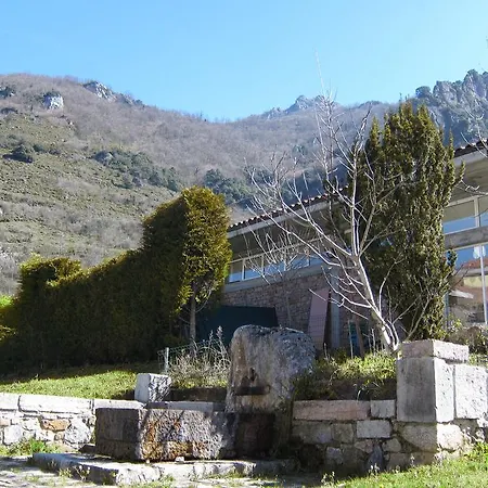 Castillo Del Alba 3* Pola de Somiedo