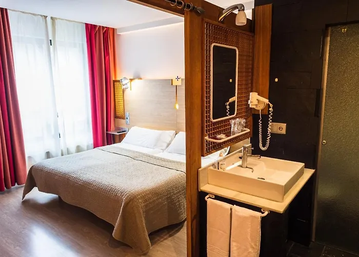 Castillo Del Alba Pola de Somiedo