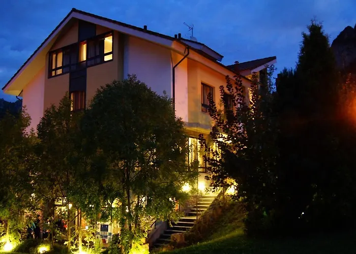 Hotel Castillo Del Alba Pola de Somiedo