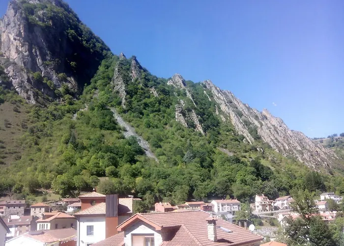Hotel Castillo Del Alba Pola de Somiedo