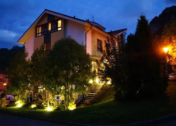 Hotel Castillo Del Alba Pola de Somiedo