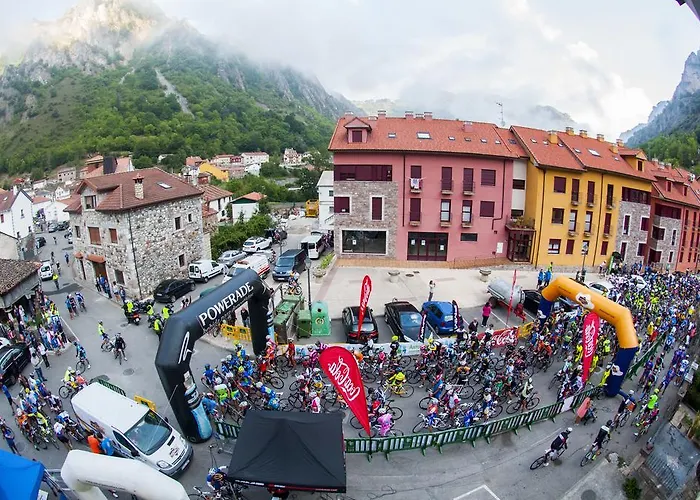 Hotel Castillo Del Alba Pola de Somiedo