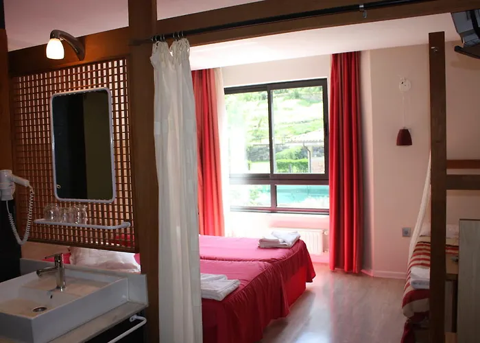 Hotel Castillo Del Alba Pola de Somiedo